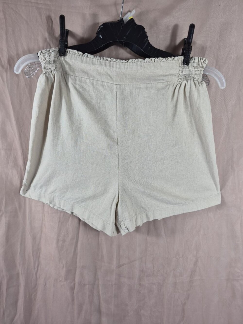 Lauren Conrad Women's Cream Linen Pull Up Smocked Waistband Short Shorts Size L